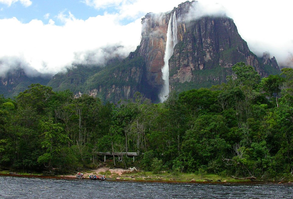 Thác nước Angel ở Venezuela – Địa điểm du lịch thiên nhiên kỳ ảo